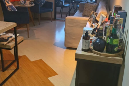 Oportunidade Imperdível: Conforto e Vista Privilegiada! ?Localizado estrategicamente em frente ao Tietê Plaza Shopping, este apartamento é o equilíbrio perfeito entre sofisticação e praticidade. 75m2 Área Útil com 3 Dorms , sendo 1 suite , com VAGA LIVRE DEMARCADA .