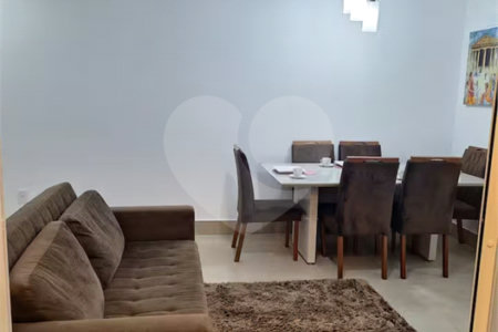Apartamento com uma suíte para locação ao lado do Shopping Metrô Tatuapé. SP