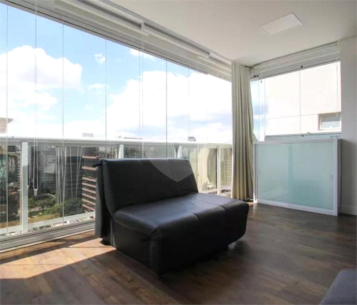 Apartamento à venda com 1 quarto em Vila Nova Conceição, São Paulo, SP