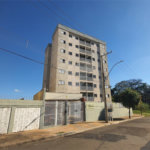 Apartamento a venda de 02 dormitórios