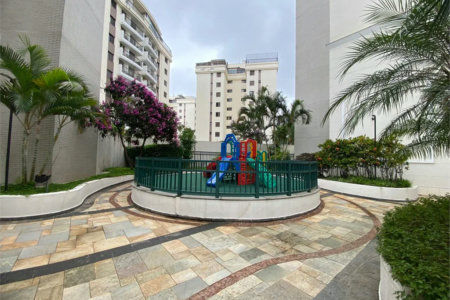 Cobertura à venda com 3 quartos, sendo 1 suíte, em Cidade São Francisco, São Paulo, SP