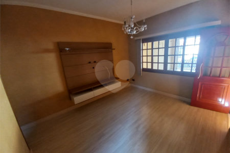 Casa á venda no Jardim Nova São Carlos