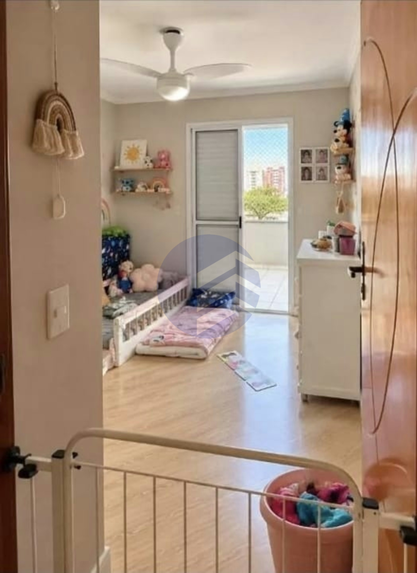 Casa à venda com 3 quartos, sendo 1 suíte, em Jardim Esmeralda, São Paulo - SP