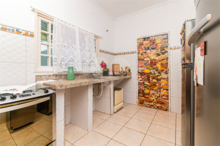 Casa à venda com 3 quartos, sendo 1 suíte,  em Chácara Monte Alegre, São Paulo, SP
