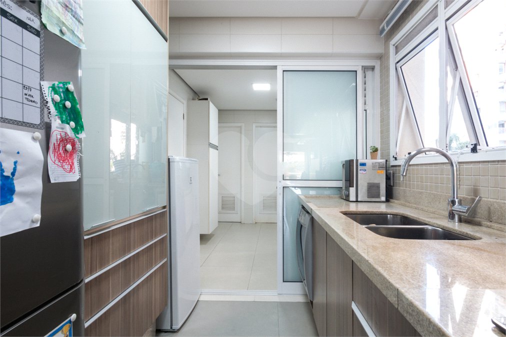 Apartamento à venda com 4 quartos, sendo 2 suítes, em Brooklin, São Paulo, SP