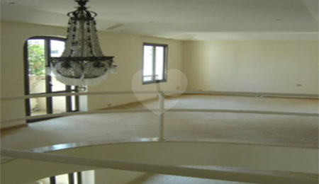Duplex à venda com 3 suítes em Jardim América, São Paulo, SP
