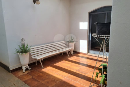 Casa comercial para locação no Centro