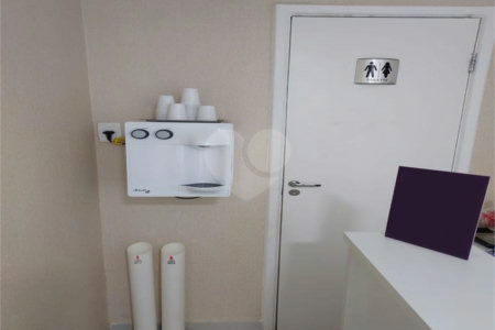 Salas comerciais ideal para clinica médica, escritório de advocacia e etc.