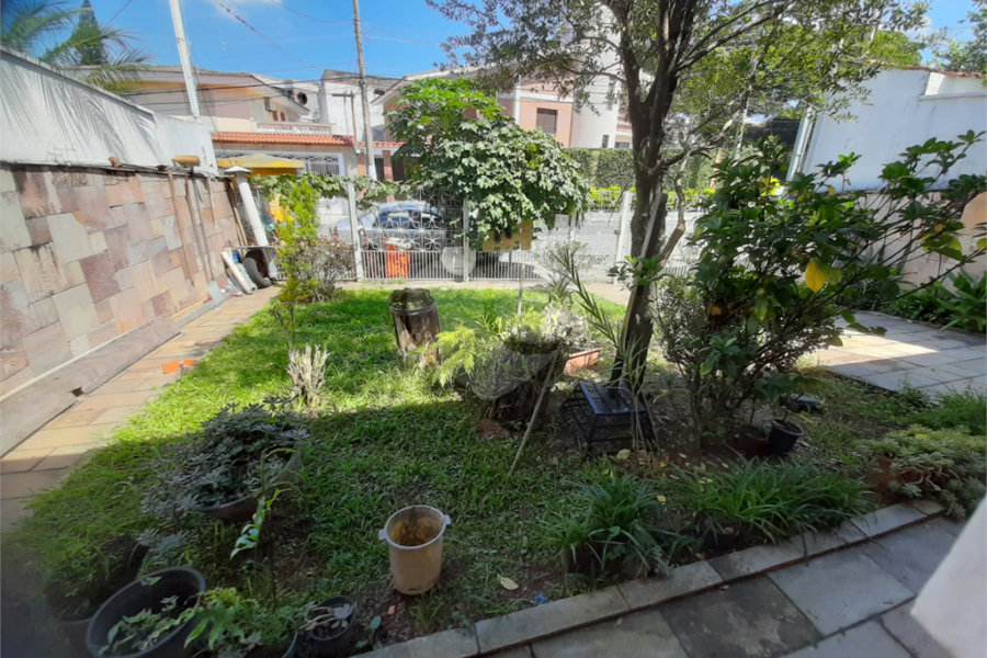Casa terrea para venda no bairro Palmas do Tremembe.
