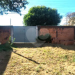Terreno á venda no Jardim Tangara.