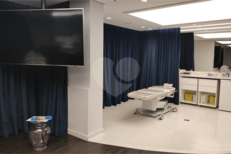 Sala comercial para locação em Moema