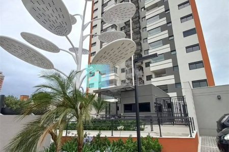 MARAVILHOSO APARTAMENTO NO CONDOMINIO ALLURE VILA EMA.