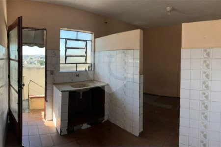 Casa com 90m² , 4 dormitórios , 1 vaga , à venda no Itaím Paulista.