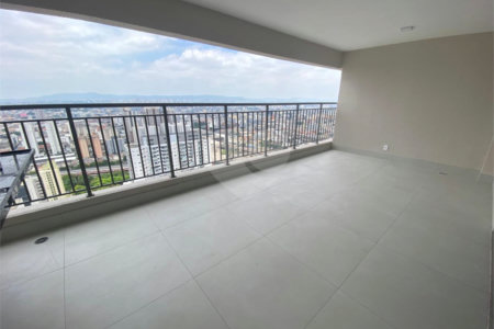 Apartamento com 3 quartos e varanda gourmet próximo do metrô