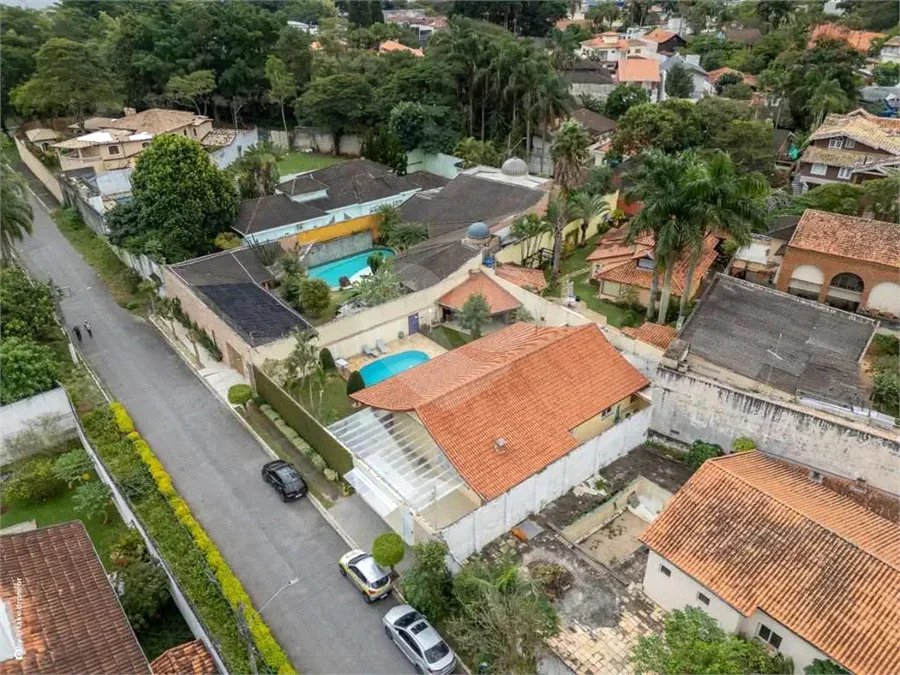 Casa Térrea à venda com 3 quartos, sendo 1 suíte, em Interlagos, São Paulo, SP