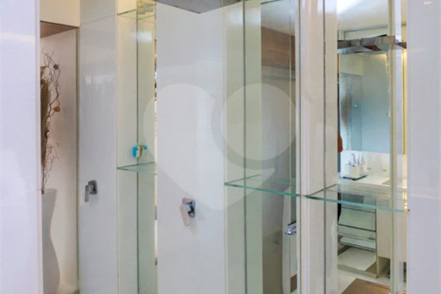 Apartamento para venda em Brooklin com 3 quartos, sendo 3 suítes , 190m²