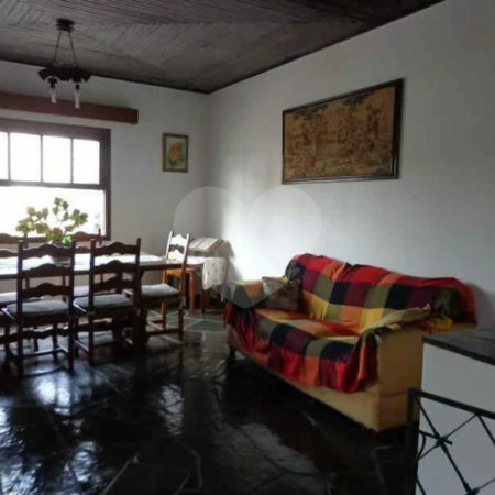 VILA SONIA/MORUMBI - Casa 3 quartos/1 suíte. sala ampla 3 vagas cobertas.