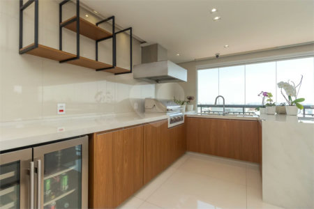 Apartamento - Vila Mariana - Alto Padrão - 3 Suítes - 4 Vagas - Venda / Compra - Próximo ao Metrô