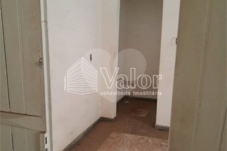 Casa Térrea com 2 dormitórios.