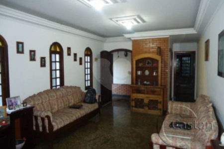Casa térrea à venda na região da Moóca