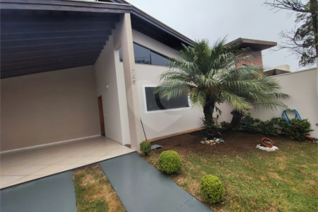Casa à venda com 3 quartos, sendo 1 suíte,  no condomínio Bosque São Carlos, São Carlos - SP