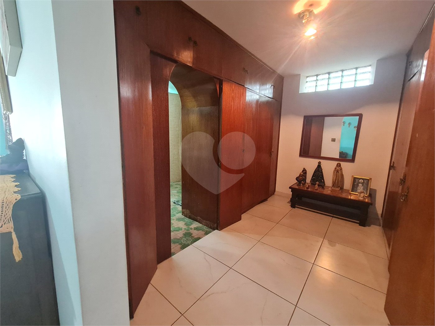 Casa à venda com 3 quartos, sendo 1 suíte, em Interlagos, São Paulo, SP