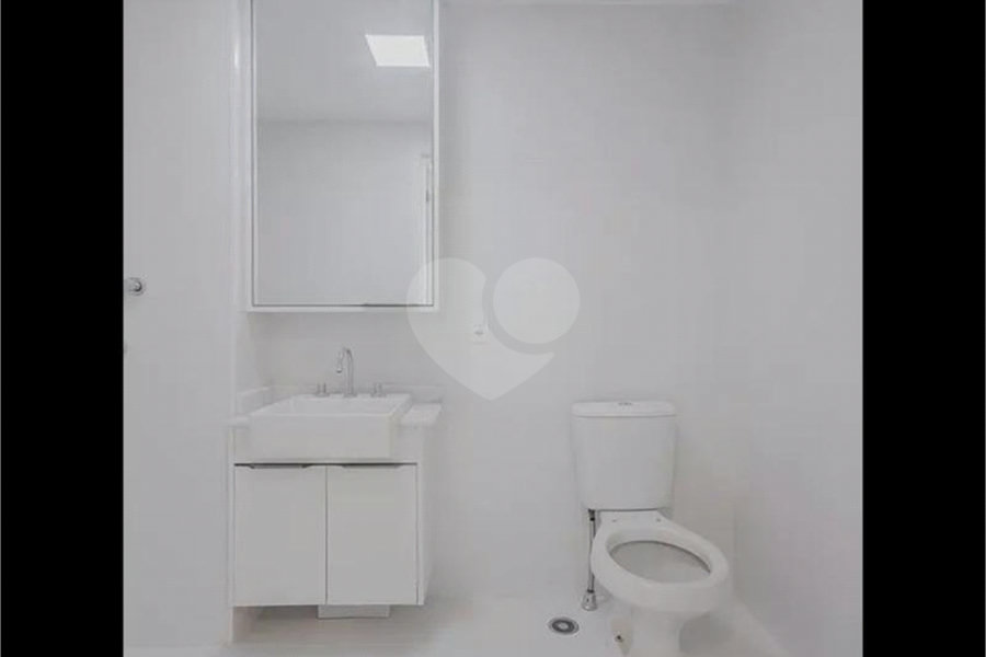Praticidade e Localização em Perdizes: Apartamento Compacto de 30 m²!