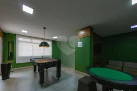 Apartamento com 68m², 2 dormitórios, 1 suíte, 1 vaga, à venda na Vila Ema.