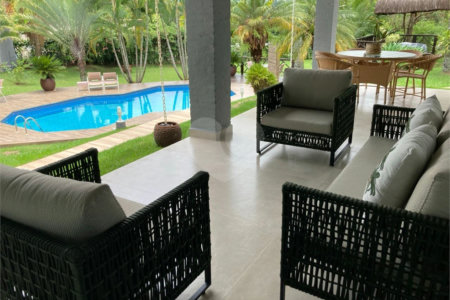 Chácara no Condomínio Vale das Laranjeiras em Indaiatuba SP - Venda - R$ 3,600.000,00 - Locaçao - R$ 30.000,00 mais encargos - Linda, espaçosa, aconchegante, acabamento de alto padrão em rua tranquila e arborizada, em um dos Condomínios mais valorizados de Indaiatuba. Com fácil acesso as principa