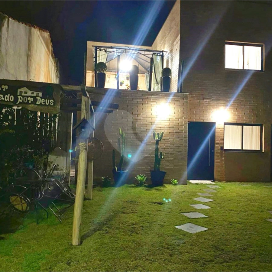 Casa a Venda no Jardim dos Pinheiros em Atibaia