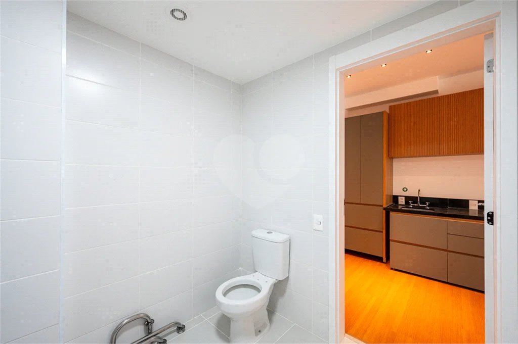 LINDO STUDIO DE 32M² PRÓXIMO DE TUDO