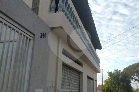 Sobrado no Cidade Aracy.