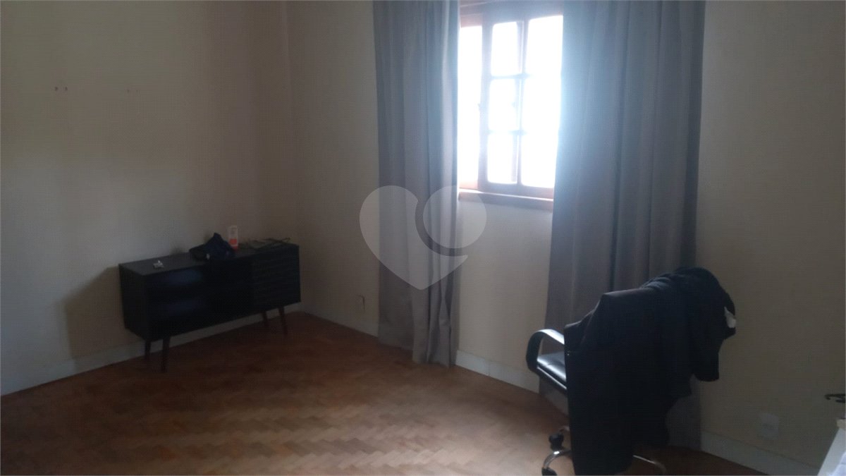 Maravilhoso apartamento à venda, com 3 quartos, 90m2. moveis planejados, no Guarujá (Enseada)