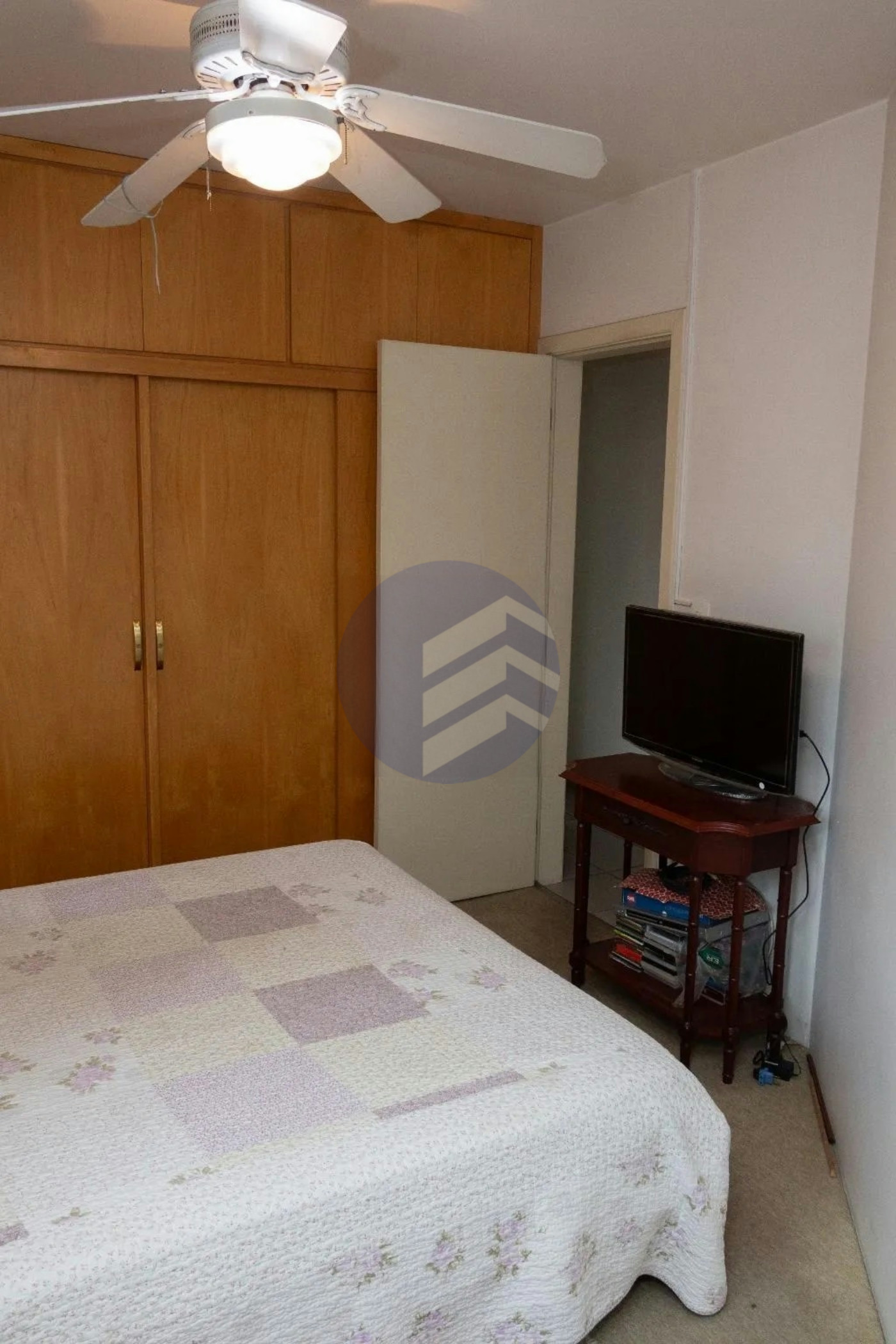 Sobrado à venda com 4 quartos, sendo 1 suíte, em Jardim Ester Yolanda, São Paulo - SP
