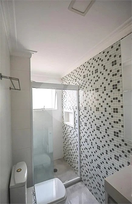Cobertura de 260 m² em São Bernardo do Campo, com 4 dormitórios, 3 suítes, piscina privativa, espaço gourmet e vista livre. Viva esse privilégio! Agende sua visita e encante-se!
