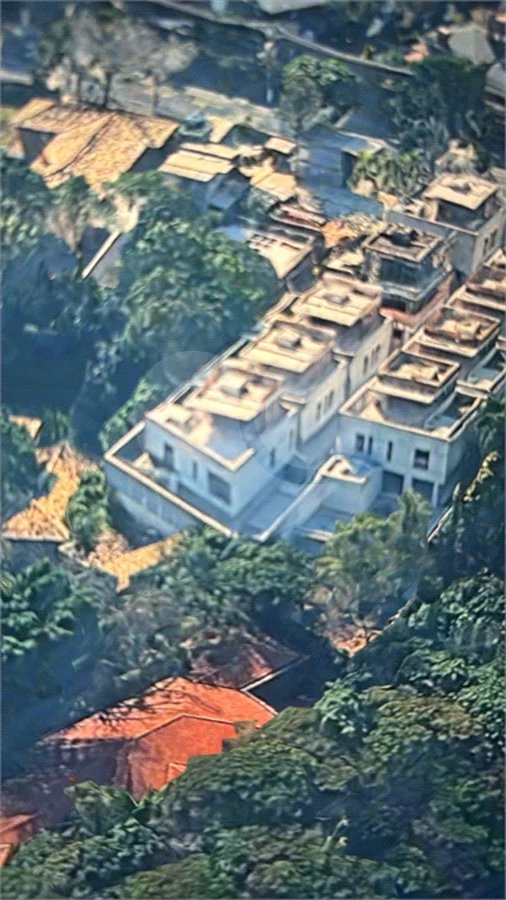 CASA DE CONDOMINIO