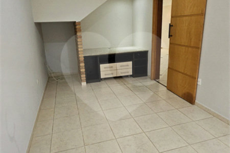 Casa Locação e Venda Condomínio Portal de Itaici 04 Dormitórios 02 suítes