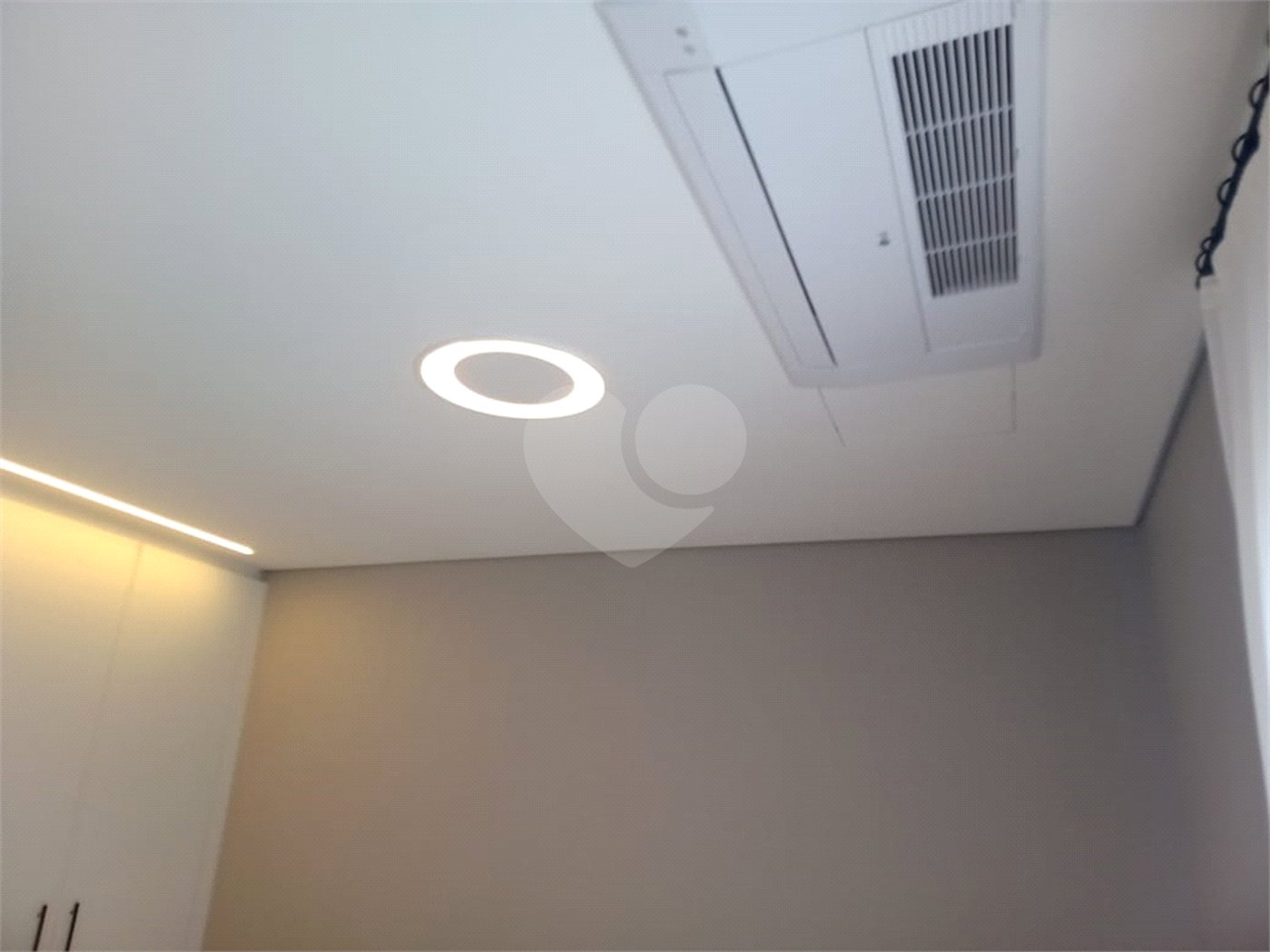 Apartamento 66 m ², com 1 dorm, 2 vagas de garagem no Jd Europa.