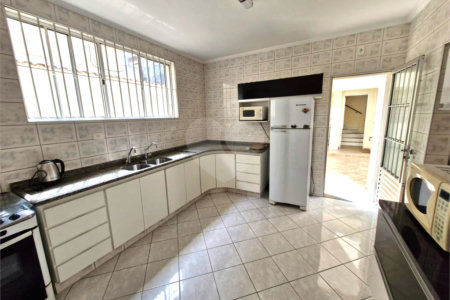 Casa à venda com 3 quartos, sendo 1 suíte, em Granja Julieta, São Paulo, SP