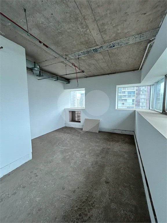 Oportunidade! Sala Comercial de 74m² com Estrutura Completa