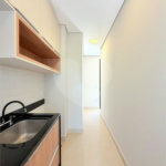 Casa térrea com 3 suítes no Condomínio Residencial Viena em Indaiatuba-SP - Acabamento de alto padrão - R$ 1.690.000,00 - AT 250 m² - AC 158 m² - 3 suítes,, sendo 1 suíte master com closet - Sala para dois ambientes (estar e jantar) - Cozinha planejada com ilha cooktop, forno elétrico e micro-ondas,
