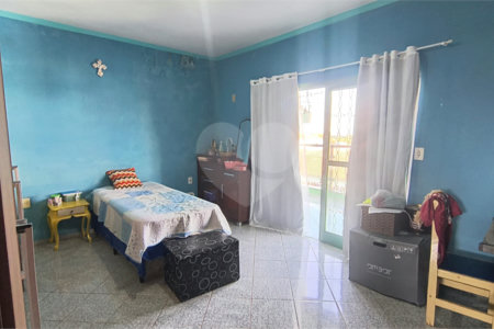 Sobrado á venda no bairro santa felícia