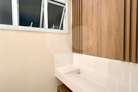 Apartamento à venda com 3 quartos, sendo 1 suíte, em Alto da Boa Vista, São Paulo, SP
