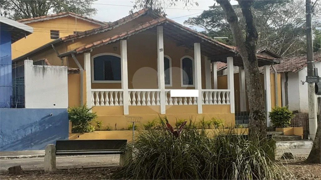 **CASA À VENDA | 280 M² | 3 DORMITÓRIOS (1 SUÍTE) | 4 VAGAS NO BOM RETIRO – SÃO JOSÉ DOS CAMPOS!**
