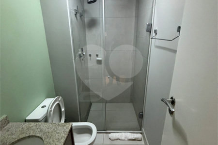 Studio mobiliado em andar alto com lazer completo em Indianópolis