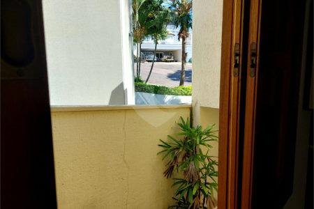 Casa charmosa e elegante localizada no deslumbrante Condomínio Villagio Capriccio Louveira SP