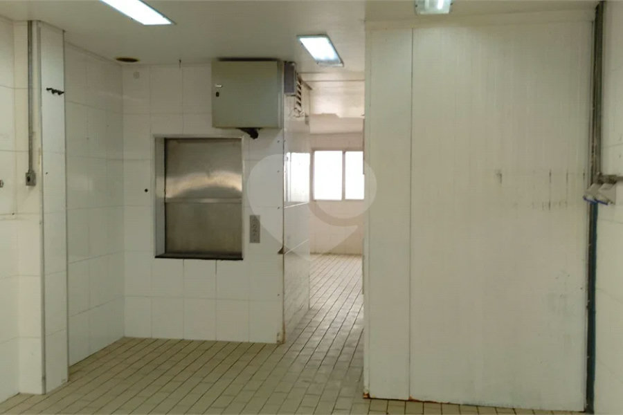 Prédio Comercial à Venda na Mooca – 394 m² de Área Construída