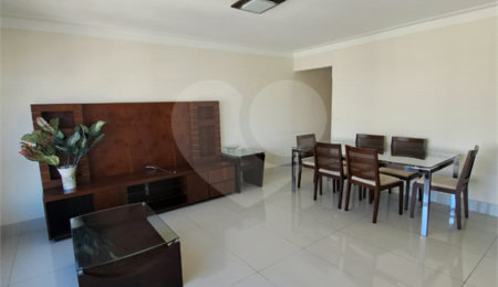 Apartamento à venda com 2 quartos, sendo 1 suíte,  em Vila Clementino, São Paulo, SP