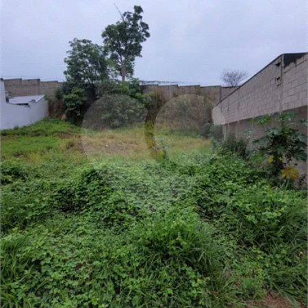 Terreno / Lote a Venda no Residencial Parque dos Pinheiros em Vinhedo/SP