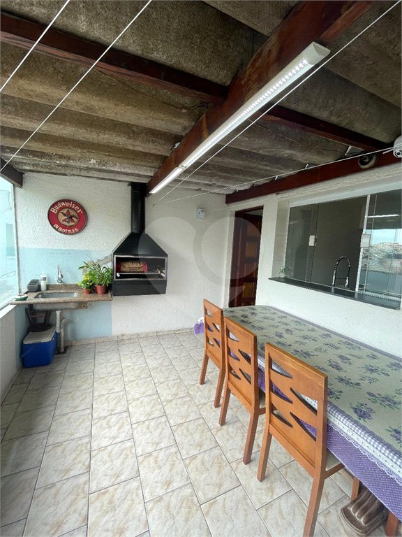 Casa Sobrado na Vila Jardim Formosa, 2 dormitórios, 2 vagas de garagem